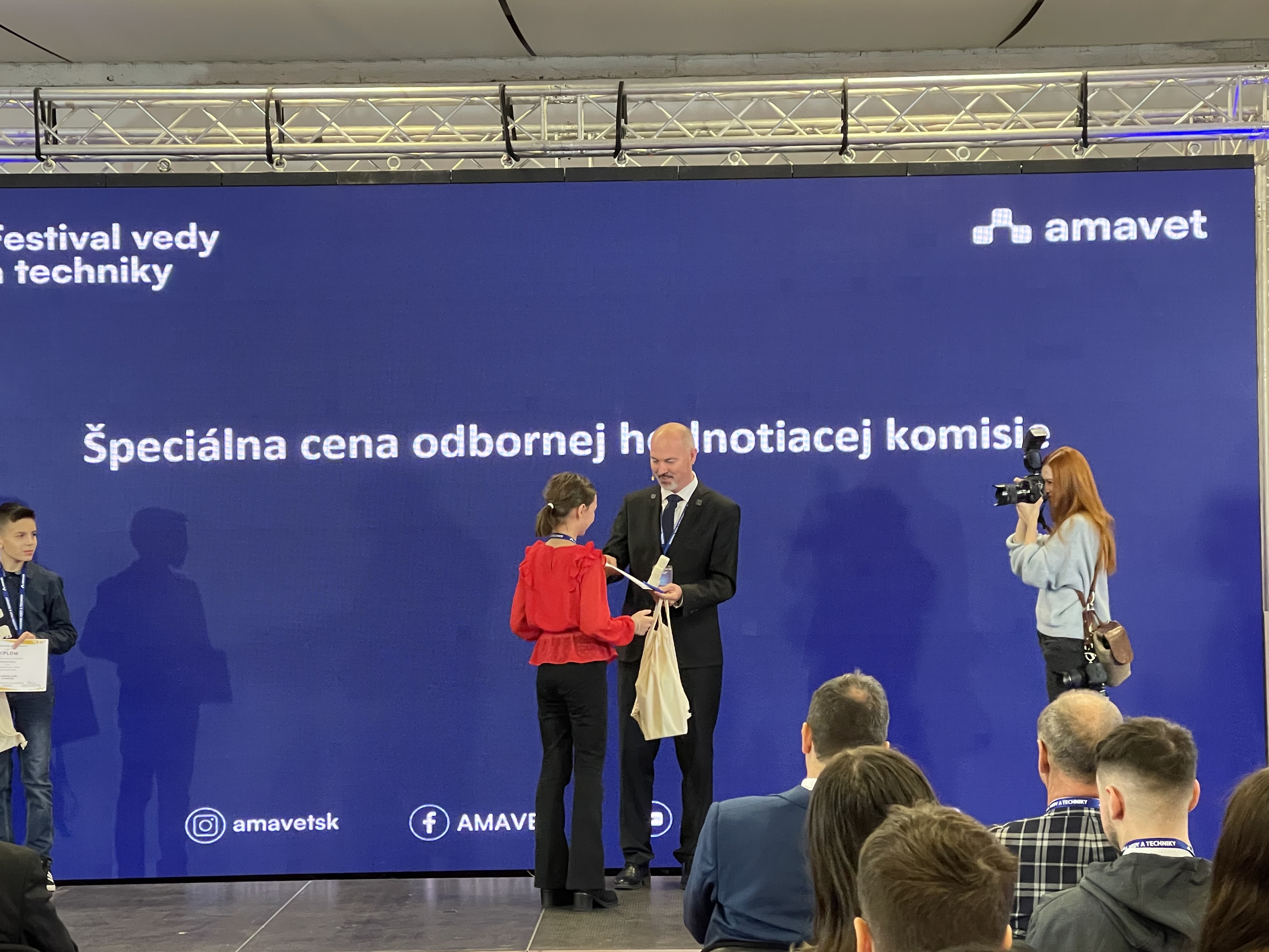 Sofia Mišendová víťazkou ceny odbornej poroty SAV na FVaT 2023